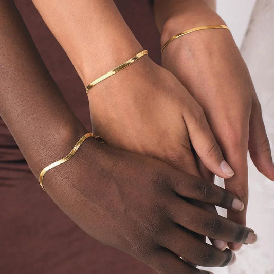 Minimalist Gold Bracelet